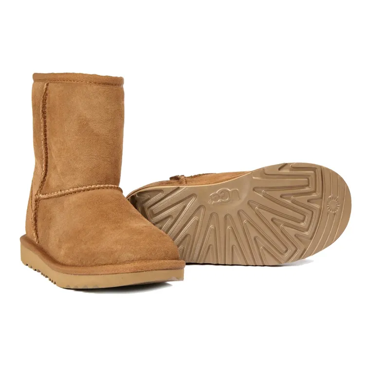 BOTA NIÑA  UGG KIDS CLASSIC II