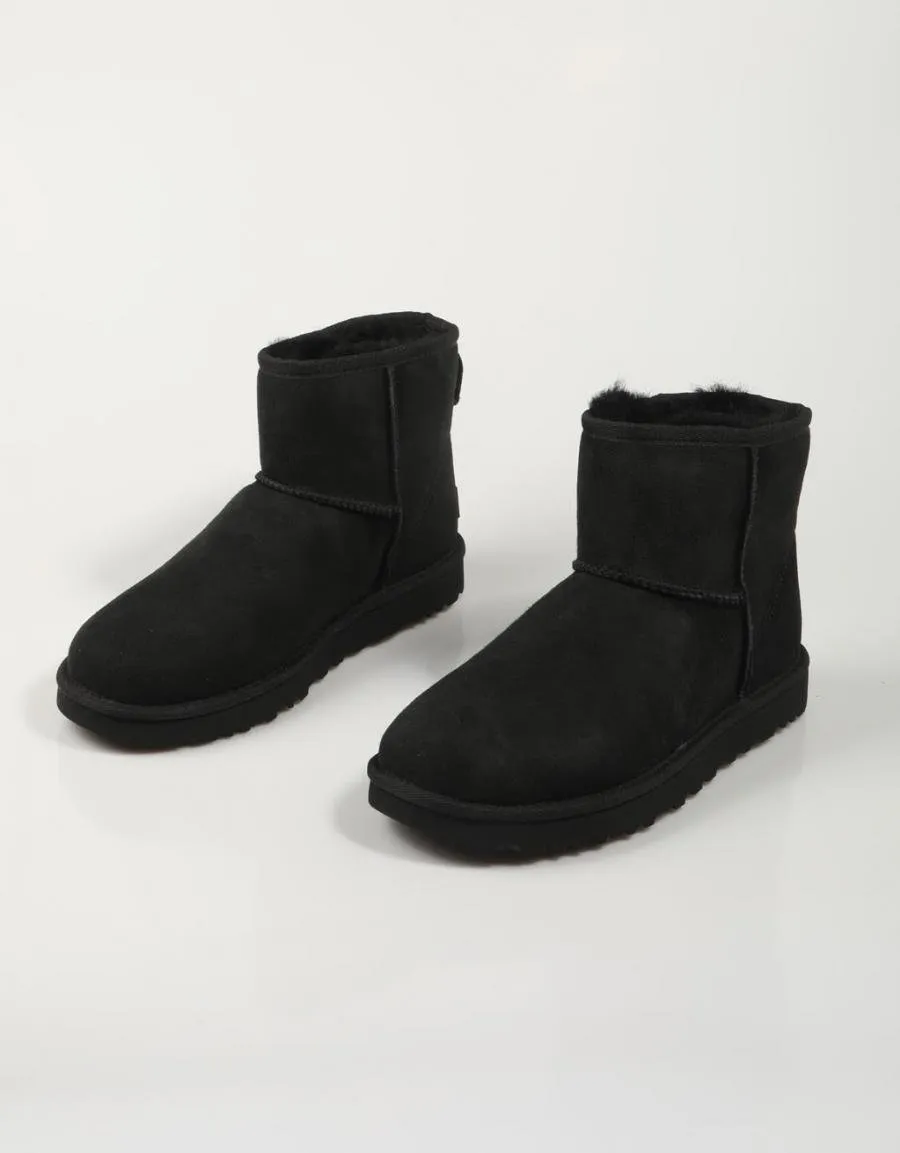  botines UGG Classic en Negro 84722