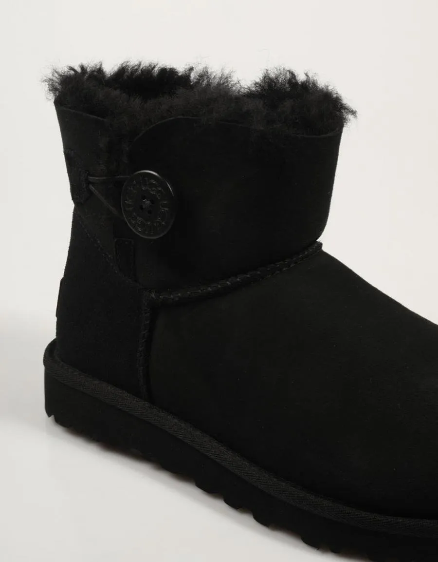  botins UGG Mini en Preto 84050