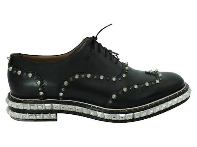 Christian Louboutin Zapatos Oxford con pinchos negros 