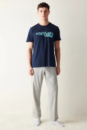 Conjunto de pijama con texto Good Vibes para hombre