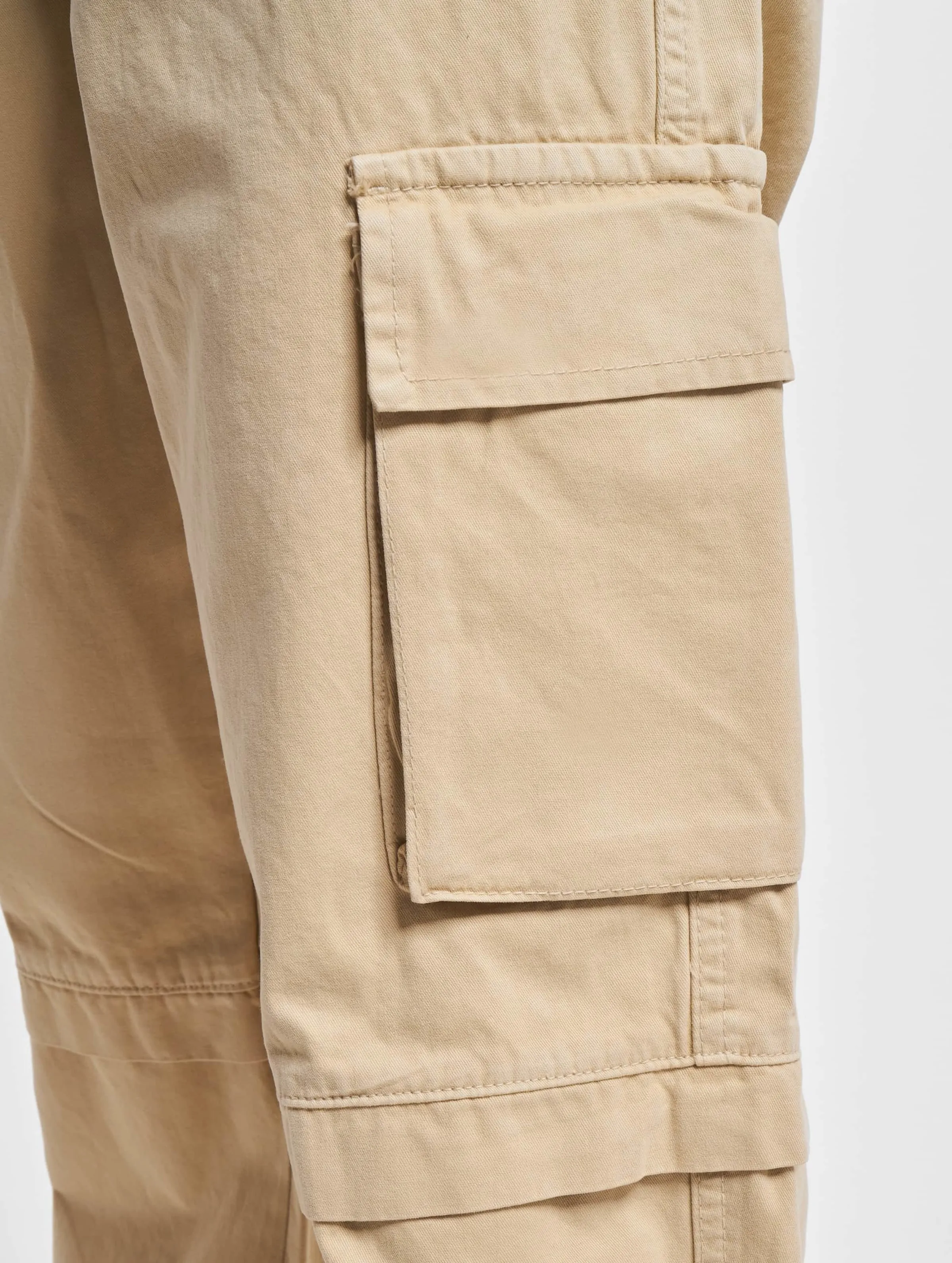 Dropsize Dropsize Loose Fit Cargo Pants Cream