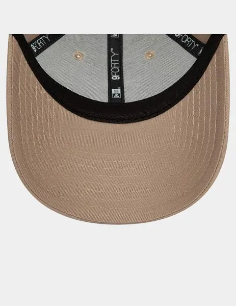 Gorra NEW ERA 940 LEAGUE ESSENTIAL NEYYAN - Ash Brown