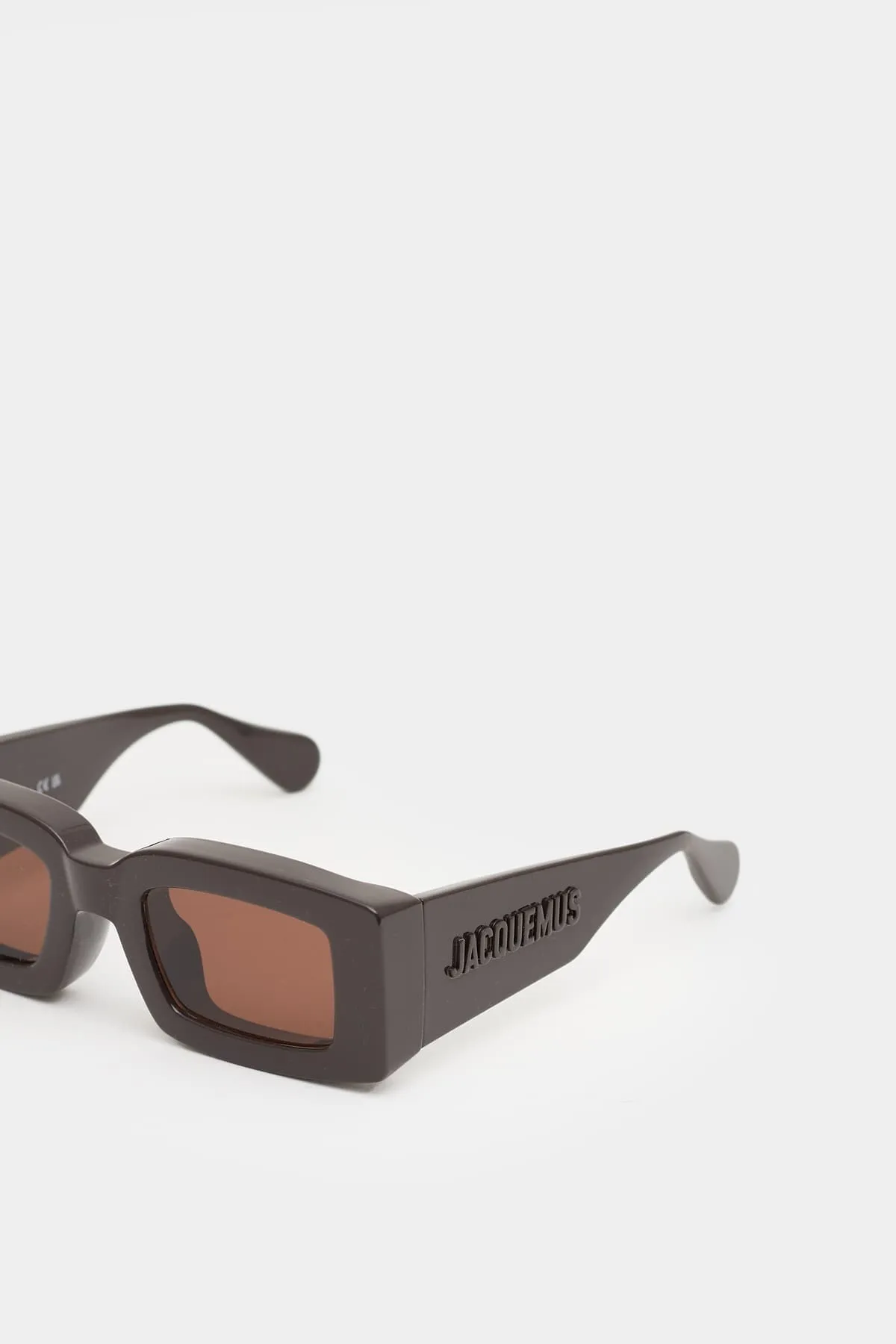 JACQUEMUS BROWN TUPI SUNGLASSES