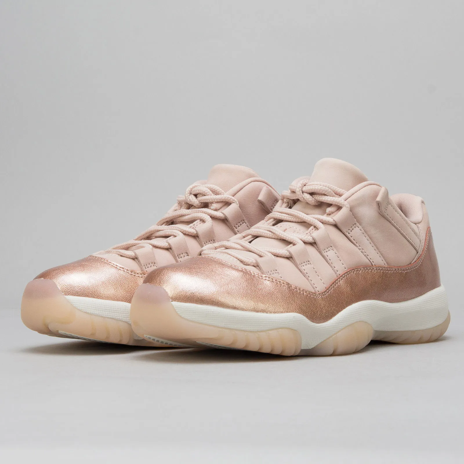 Jordan Air Jordan 11 Low ''Rose Gold'' W