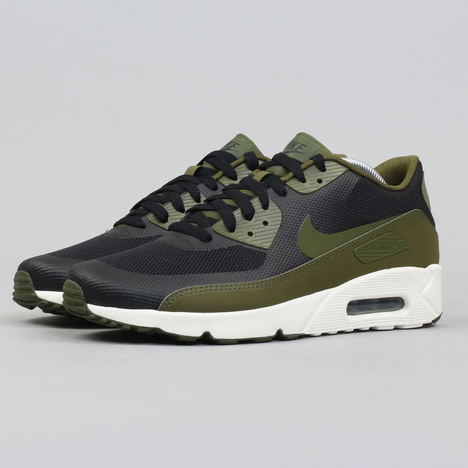 Nike Air Max 90 Ultra 2.0 Essential "Black Legion Green"