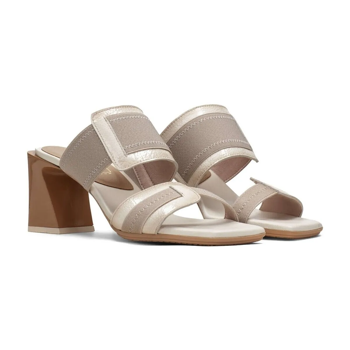 SANDALIAS DE TACÓN BEIGE  RIO HV243327