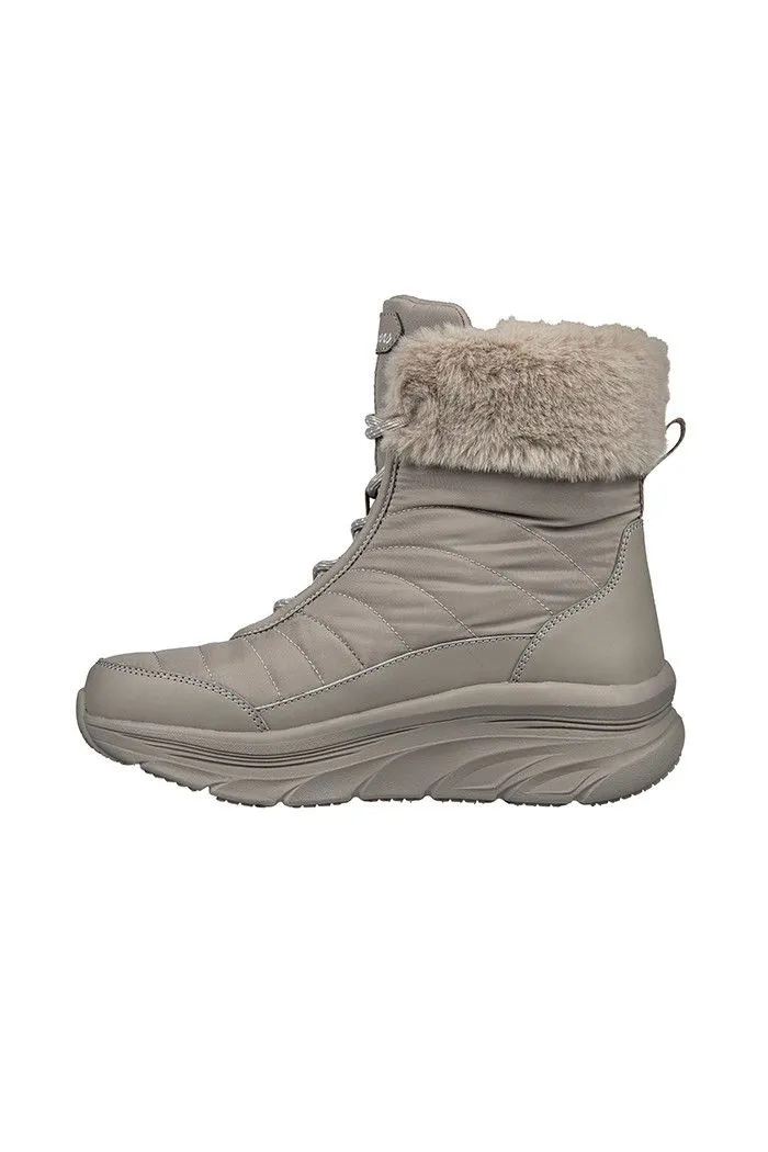 Skechers D-Lux Walker Boots