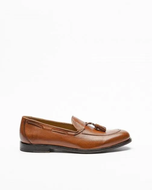 Zapatos con borlas PROF 6746 Camel